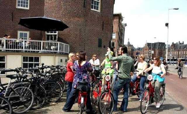 Нет свободных залов: Амстердам отказался от «Евровидения-2020»