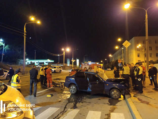 В Харькове полицейский за рулем Chery Amulet протаранил Daewoo Lanos