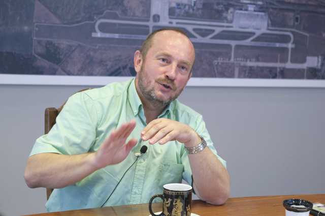 До Гендиректора “Борисполя” приходили “люди Зеленського”, він їх послав