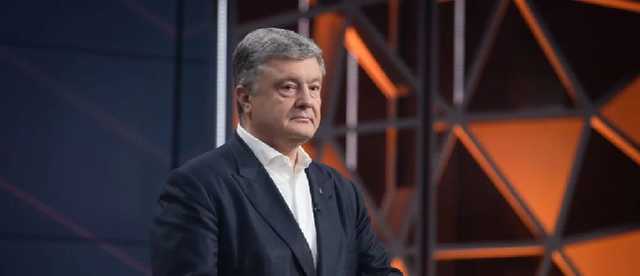 Настоящий Карабас Барабас: соцсети повеселило забавное видео с Порошенко