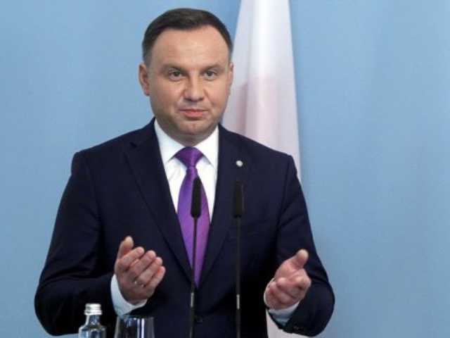 Дуда пригласил Зеленского посетить Польшу первого сентября