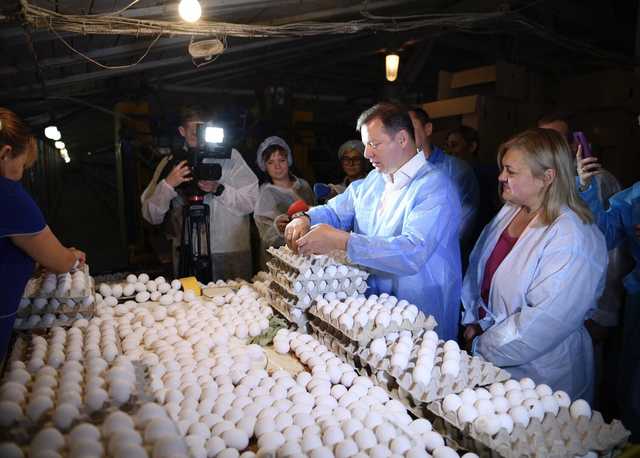 Ляшко на Сумщині сортував яйця