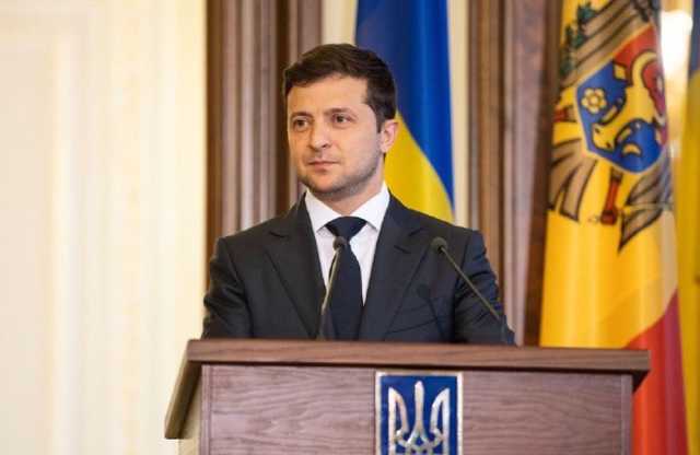 Из-за проблем с рейдерством Зеленский распорядился «отключить» госрегистраторы