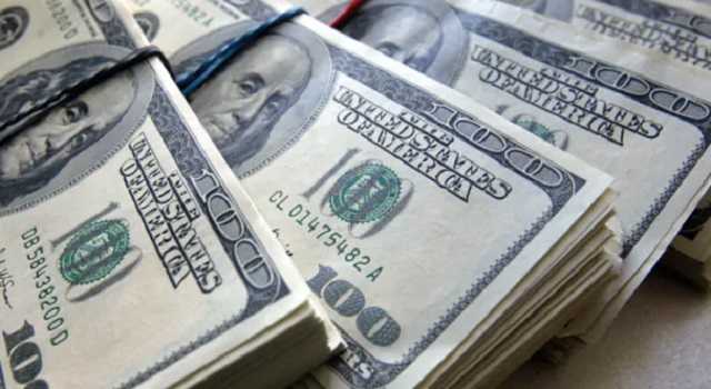 Доллар пошёл вверх. Банкиры объяснили почему