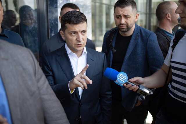 Зеленский: Гройсман отказался увольнять скандального главу Укртрансбезопасности Ноняка