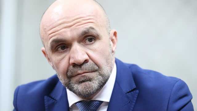 Жены и дети Мангера шлют переводы беглому бандиту Левину - СБУ