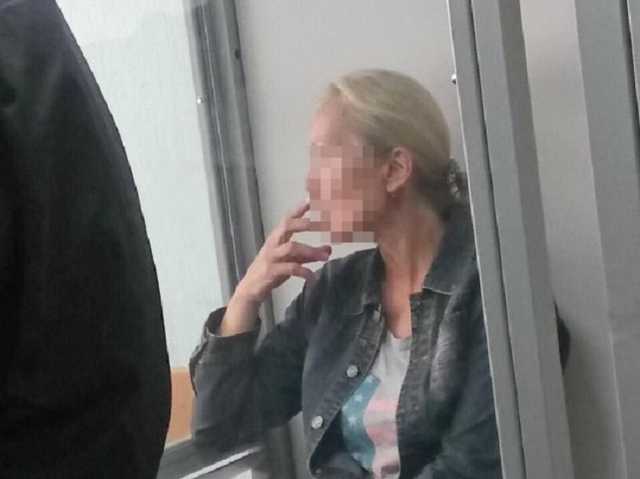 Мошенница «кинула» детей: в Киеве задержали туристическую аферистку