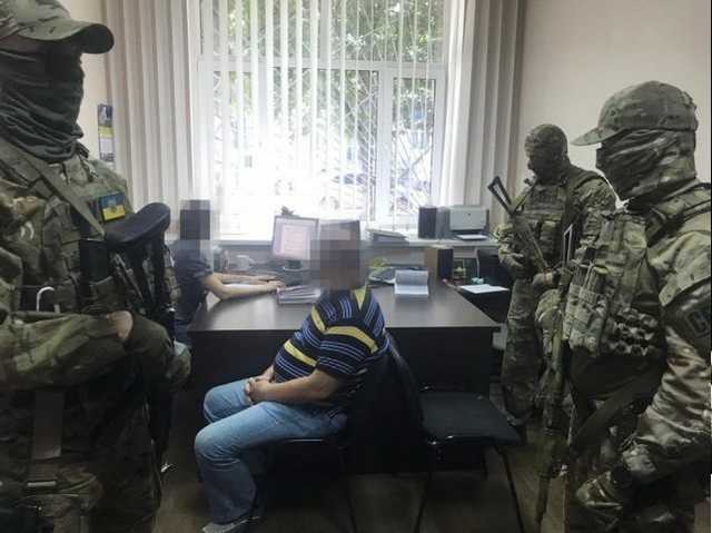 Екс-міліціонер шпигував на Полтавщині для ФСБ