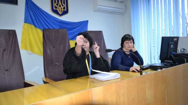 Померла суддя, яка показала адвокату дулю