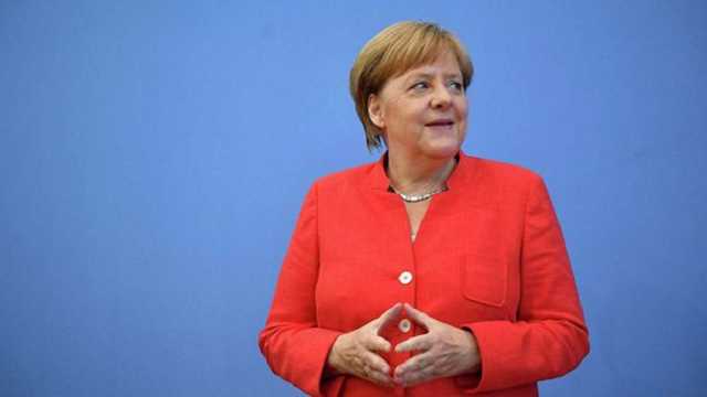 Меркель планирует оставаться на посту канцлера до 2021 года