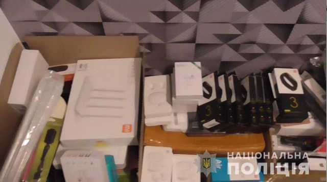 Киберполиция разоблачила хакера, покупающего технику за чужой счет