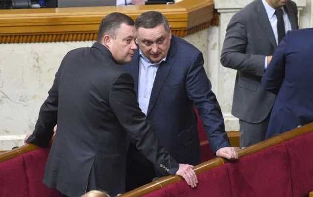 Дубневичи проходят в Раду не в полном составе