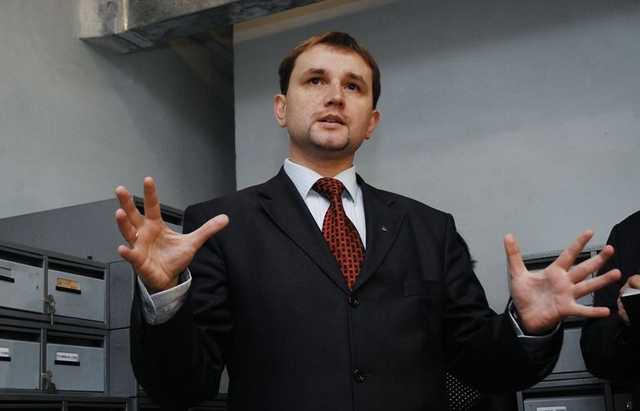 Герасимову и супруге Луценко предложили сложить мандаты ради Вятровича