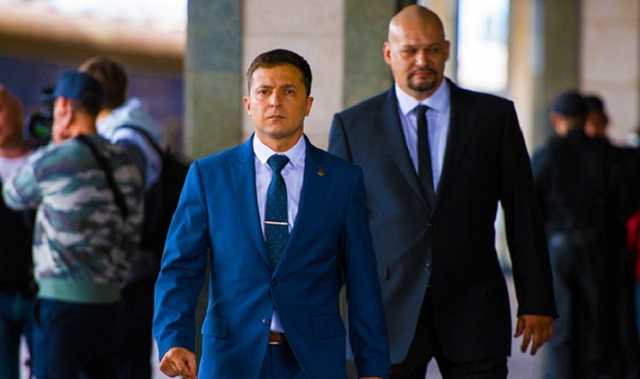 У президента призвали Кабмин не принимать решений «на прощание»