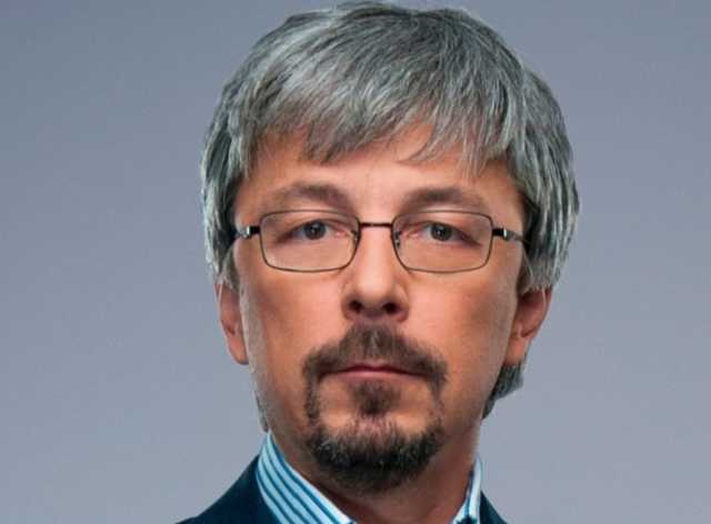 Александр Ткаченко собирает будущих нардепов в группу “Киев”, иногда не спрашивая их мнения