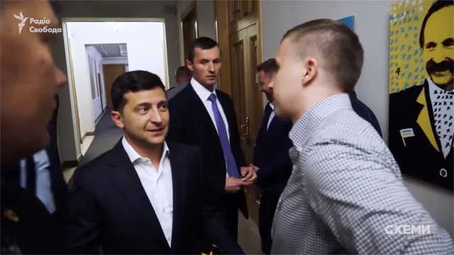 Кортеж Зеленского заметили на госдачах, когда там был Пинчук