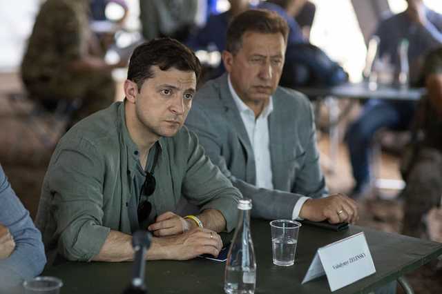 Зеленский внезапно "переименовал" Днепропетровскую область: фото нового конфуза