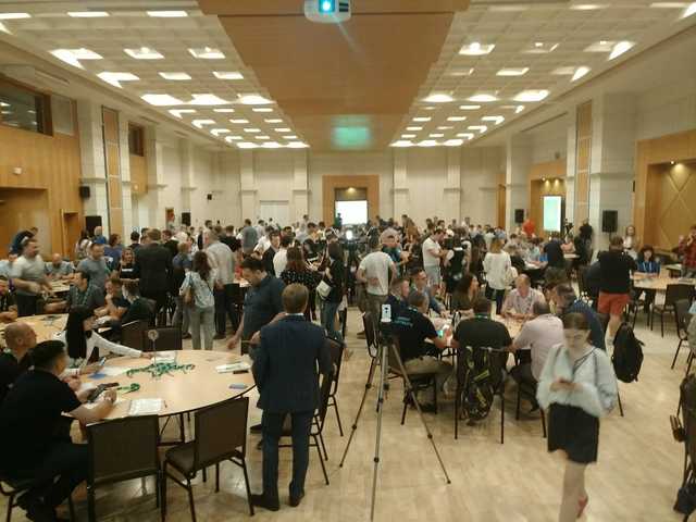 В партии «Слуга народа» показали фото, как они проходят тренинг в Трускавце