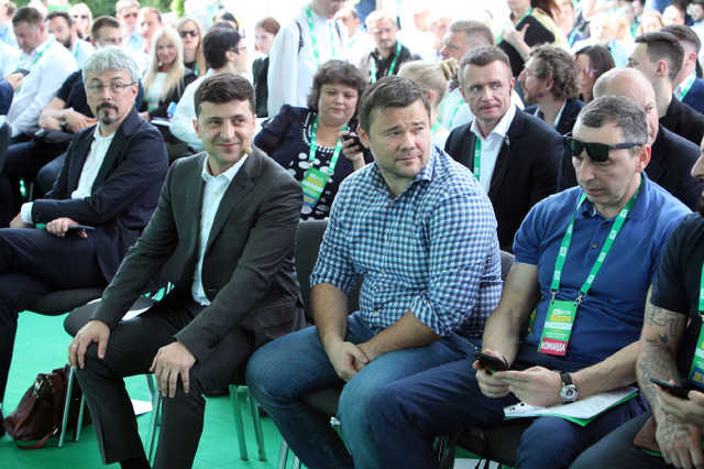 «Судебный скандал — шпагат для команды Зеленского» — журналист