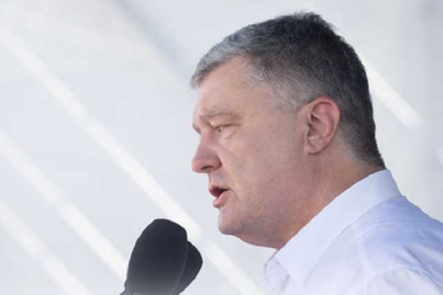 "Больной на голову": нардеп захотел "набить лживую физиономию" Порошенко