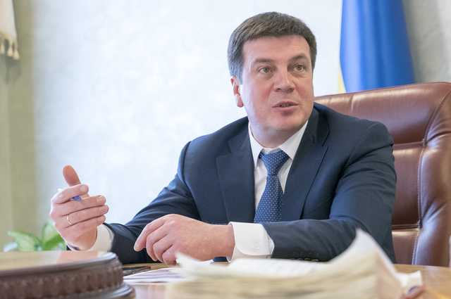 Как украинцы рассчитываются за тепло и горячую воду: в Кабмине озвучили статистику