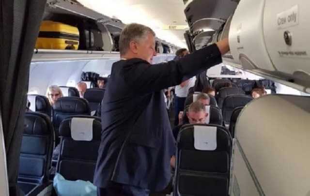 Вернется ли Порошенко на родину?