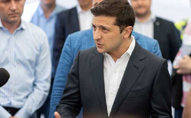 Комитет по нацбезопасности отдадут мужу подруги детства Зеленского