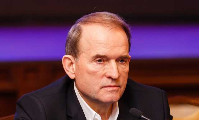 Бизнес-блогер: Медведчук разгромил Ахметова на Юго-Востоке