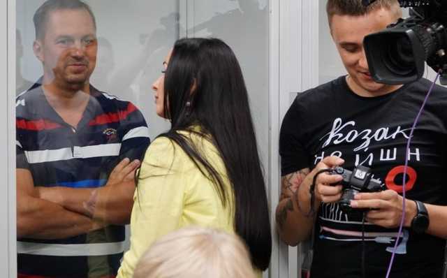 Родина екс-шефа одеської поліції заробила втричі менше, ніж коштує її майно