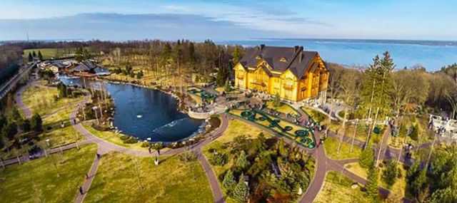 Злочинне привласненя "Межигір’я": про підозру повідомили 8 особам