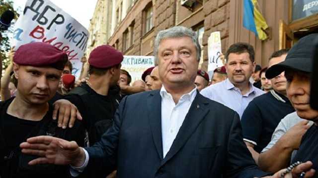 Порошенко заявил, что не видел своих детей под зданием Госбюро расследований