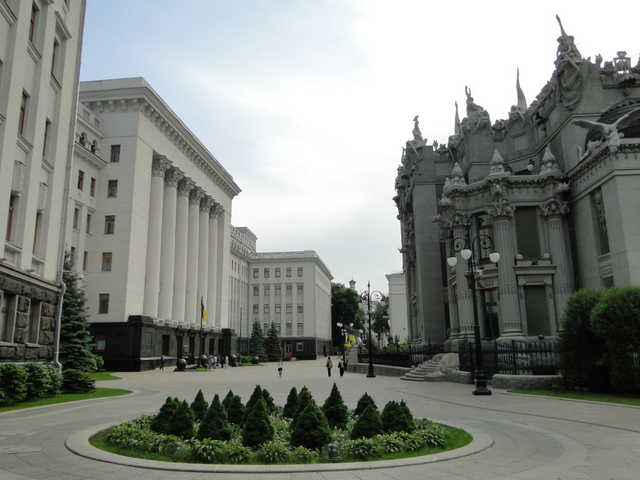 Офіційний марш на День Незалежності ОП збирає через військкомати, – ветеран