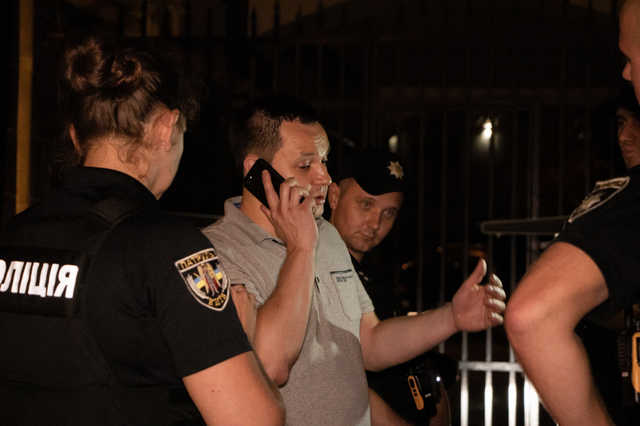 В Киеве пьяный водитель угрожал полиции связями с Зеленским