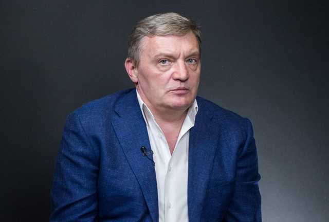 "Решил чувак напоследок сорвать Джекпот": соцсети про арест замминистра