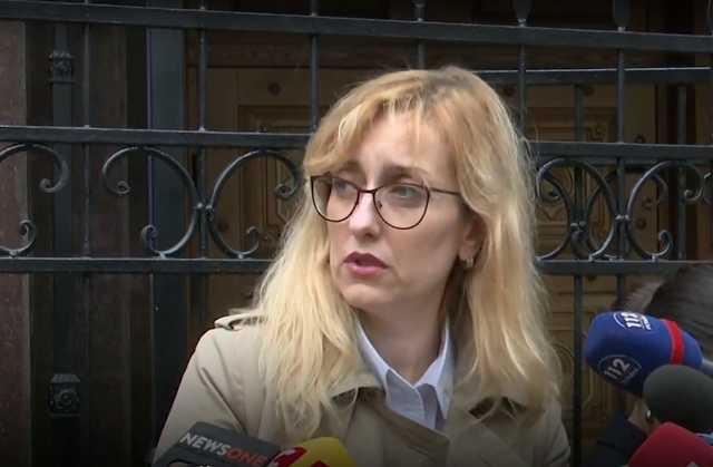 "Нечем кормить детей": жена Грымчака пожаловалась на отсутствие денег