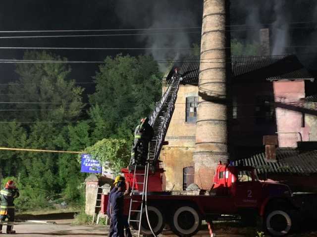 В Черновцах произошел пожар на кирпичном заводе