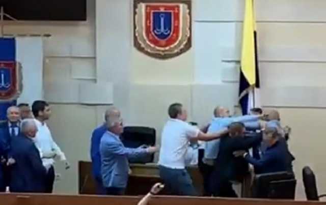 В Одесском облсовете произошла драка