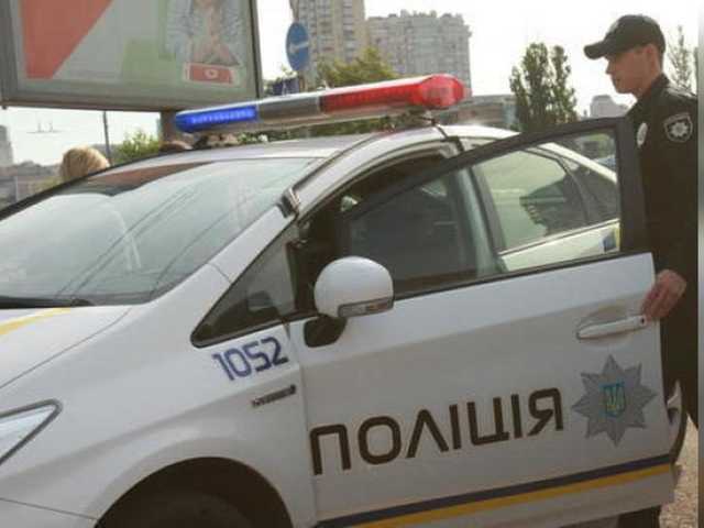 В Ровно водитель-наркоман искусал полицейского