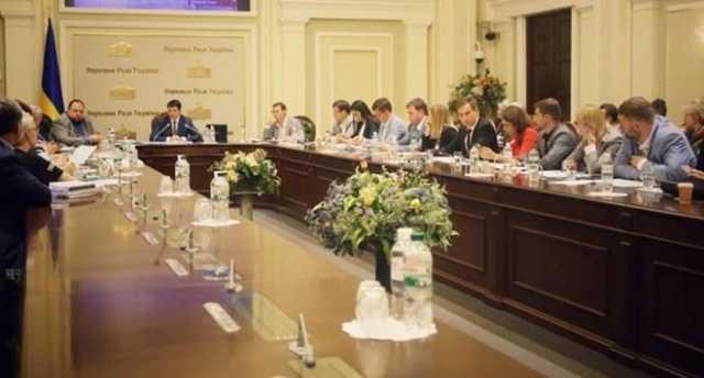 Это что-то новое: теперь в Украине будет оппозиция к оппозиции