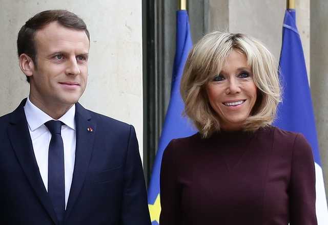 Макрон сделал больно своей жене на глазах у Путина: момент попал на видео