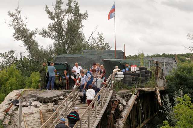 Работы по разминированию территории возле моста в Станице Луганской завершены, – ОБСЕ