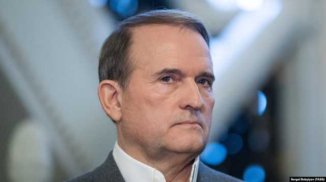 "Медведчук летал в Россию на День Независимости", - журналист