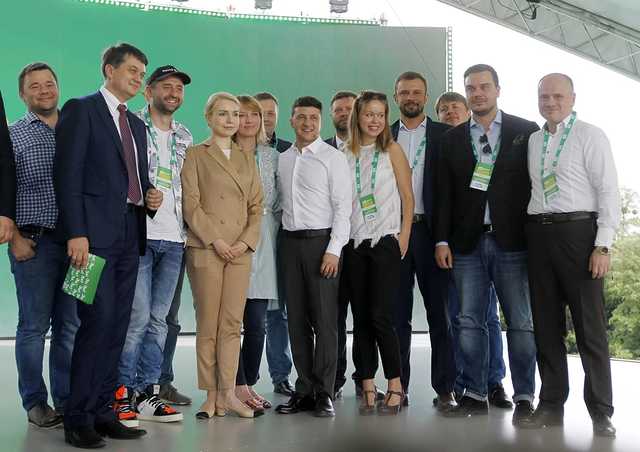 Фракция "Слуги народа" имеет права коалиции, - Разумков