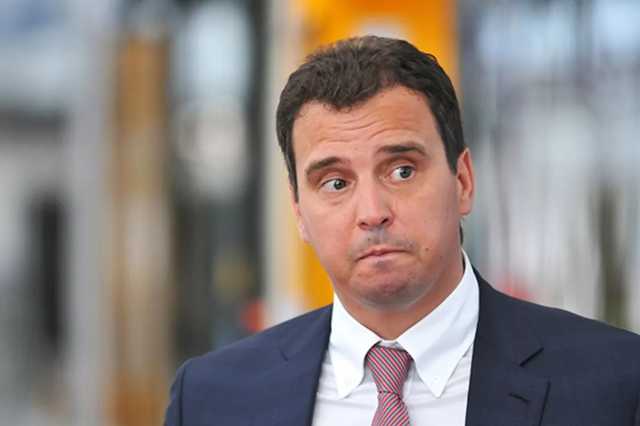 Айварас Абромавичус. История двойного резидента