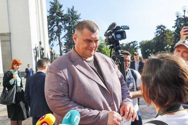 Первое заседание новой Рады: как выглядели звезды-нардепы