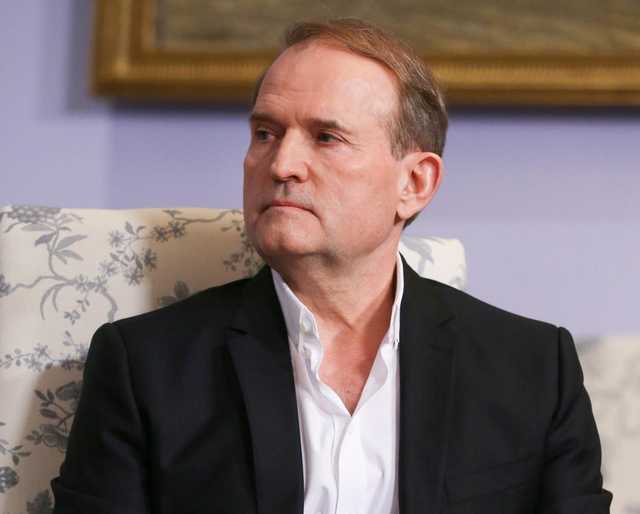 Зеленский анонсировал проблемы для партии Медведчука