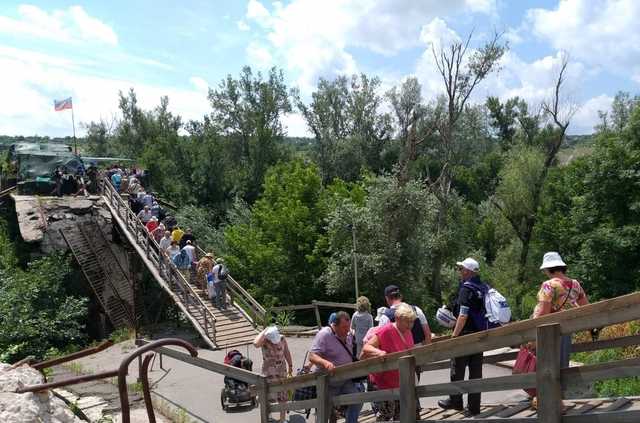 Война на Донбассе: террористы "ЛНР" пошли на новую подлость против Украины
