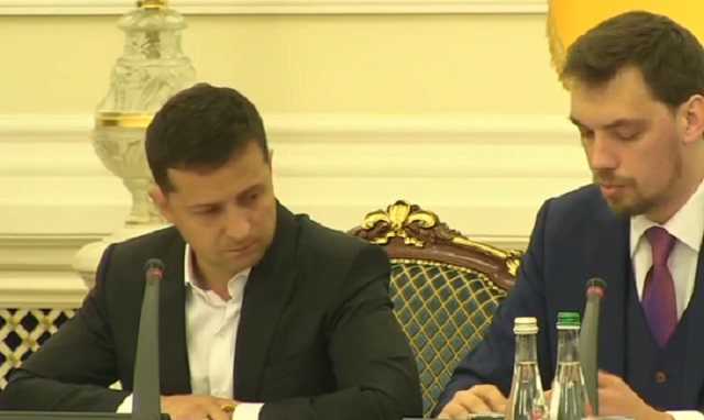 "Даю три месяца!" Зеленский потребовал от нового Кабмина провести две важные реформы