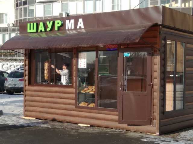 Массовое отравление шаурмой: местные власти «крышуют» нелегальные точки – эксперт