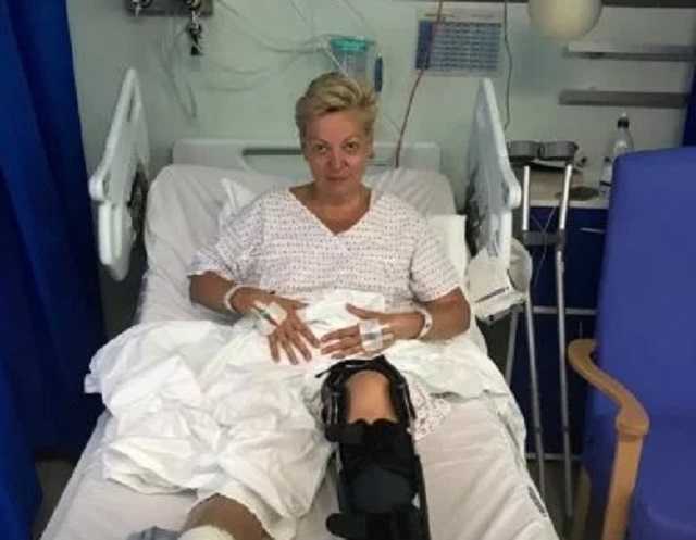 Гонтарева записала видео из госпиталя и показала свою инвалидную коляску